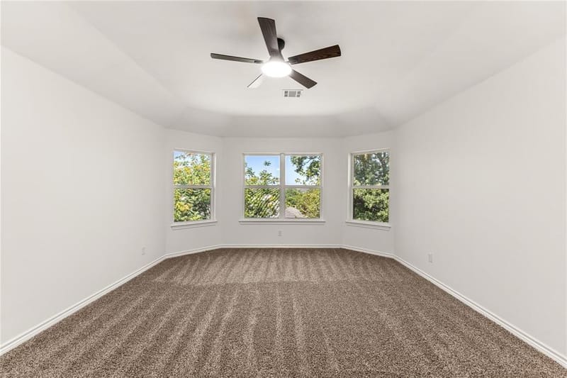 401 Hidden Knoll Drive, Burleson TX 76028 - Photo 18