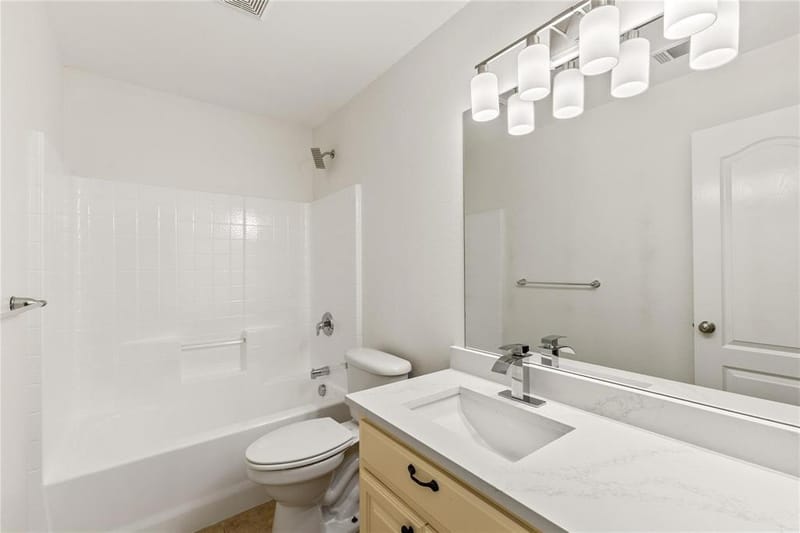 401 Hidden Knoll Drive, Burleson TX 76028 - Photo 19