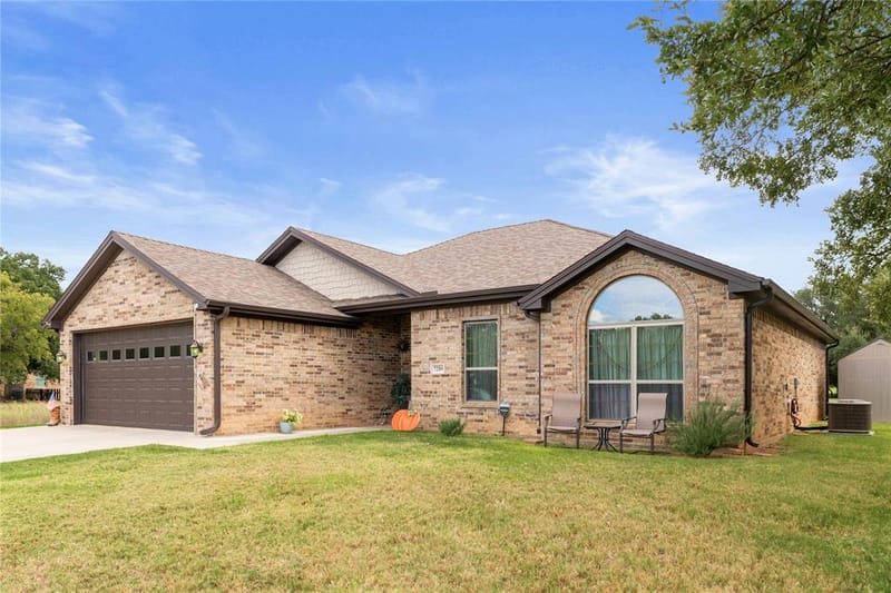 7280 Feather Bay Boulevard, Brownwood TX 76801 - Photo 2