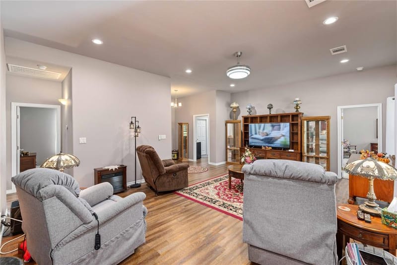 7280 Feather Bay Boulevard, Brownwood TX 76801 - Photo 10