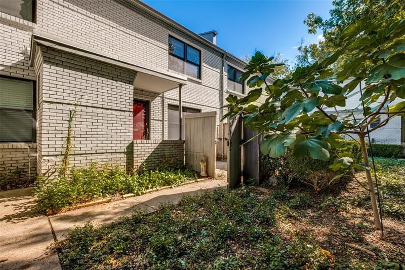 4942 N Hall Street, Dallas TX 75235 - Photo 10