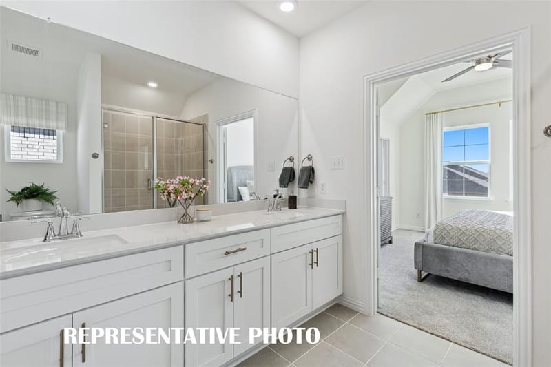5216 Legacy Street, Haltom City TX 76117 - Photo 8