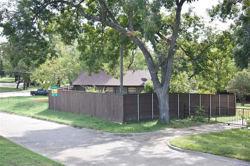 3923 Lawnview Avenue, Dallas TX 75227 - Photo 5