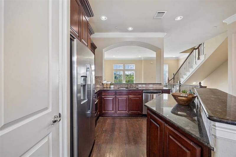 4085 Winsor Drive, Farmers Branch TX 75244 - Photo 12