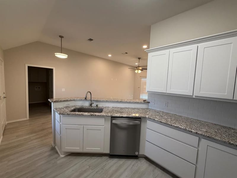 105 Oliver Wendell Court, Mount Vernon TX 75457 - Photo 6
