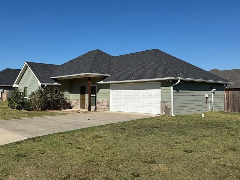 105 Oliver Wendell Court, Mount Vernon TX 75457