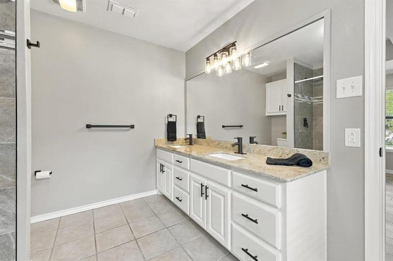 938 Amsden Street, Denison TX 75020 - Photo 15
