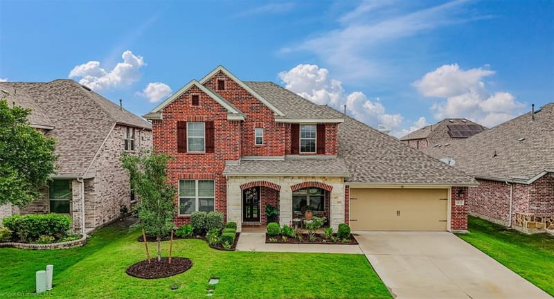 1612 Village Creek Drive, Forney TX 75126
