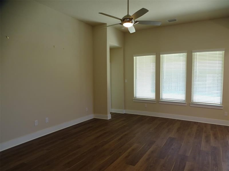 915 Hawthorn Lane, Mansfield TX 76063 - Photo 6