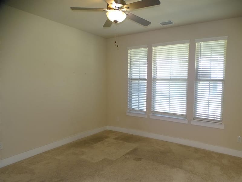 915 Hawthorn Lane, Mansfield TX 76063 - Photo 18