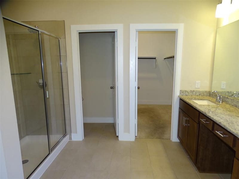 915 Hawthorn Lane, Mansfield TX 76063 - Photo 15