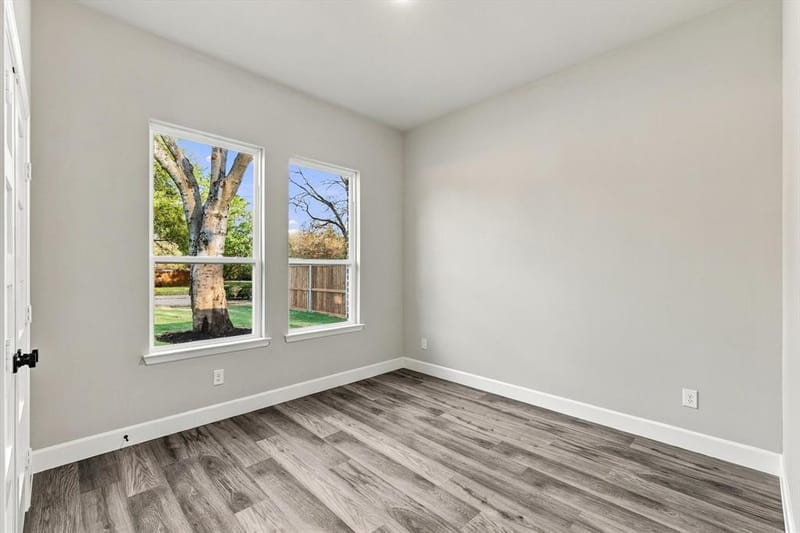 3407 Bewley Street, Haltom City TX 76117 - Photo 7
