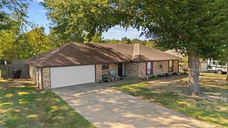 1625 Sugar Hill Road, Reno TX 75462 - Photo 26