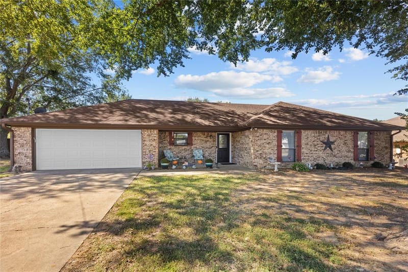 1625 Sugar Hill Road, Reno TX 75462