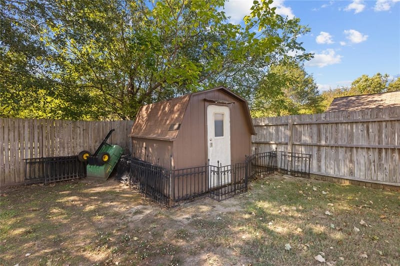 1625 Sugar Hill Road, Reno TX 75462 - Photo 29