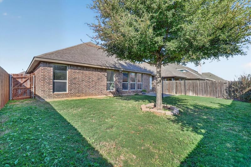 11909 Bexley Drive, Burleson TX 76028 - Photo 22
