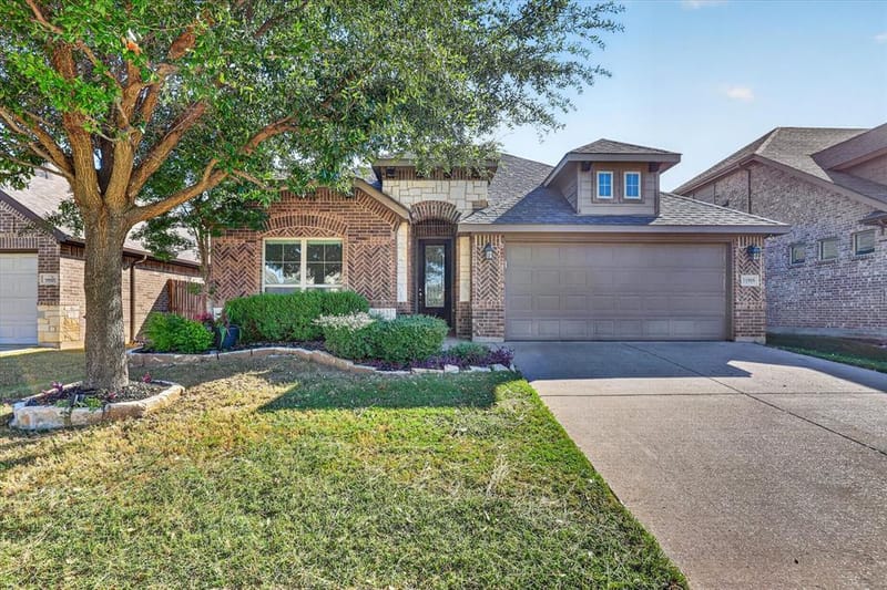 11909 Bexley Drive, Burleson TX 76028