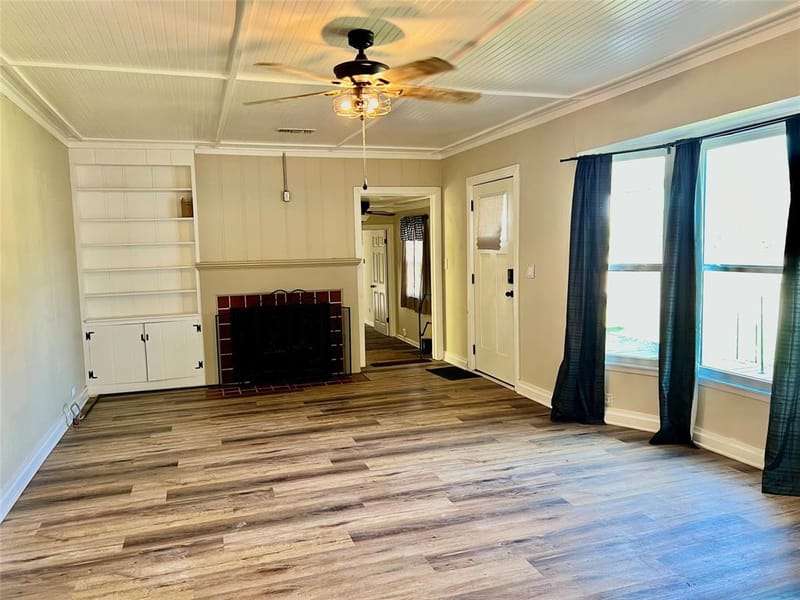 603 W Cedar Street, Nocona TX 76255 - Photo 2