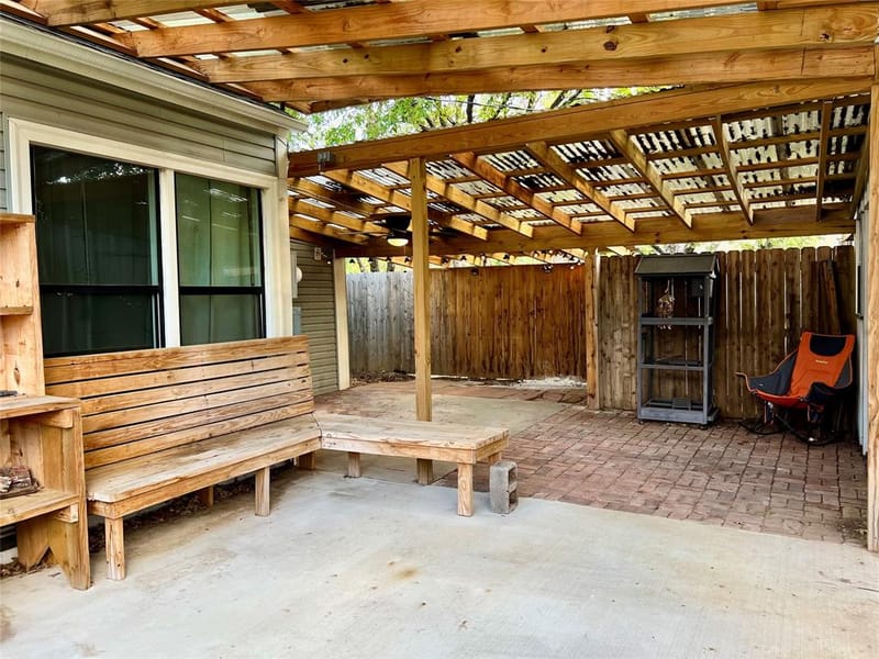 603 W Cedar Street, Nocona TX 76255 - Photo 3