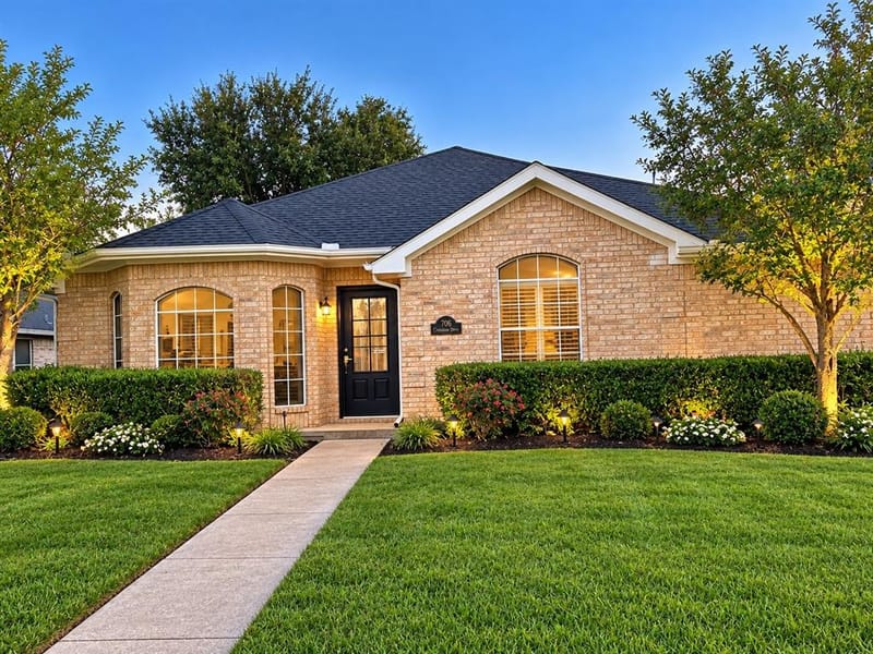 706 Crenshaw Drive, Cedar Hill TX 75104