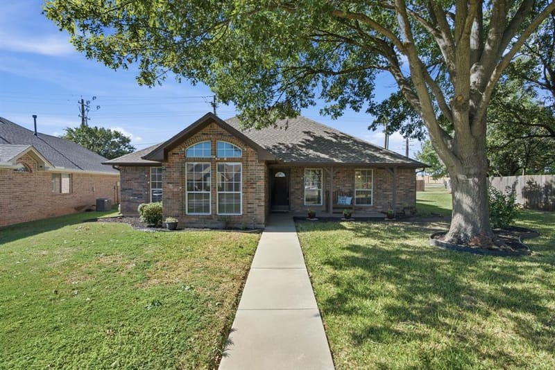 3713 Pheasant Hollow, Denton TX 76207