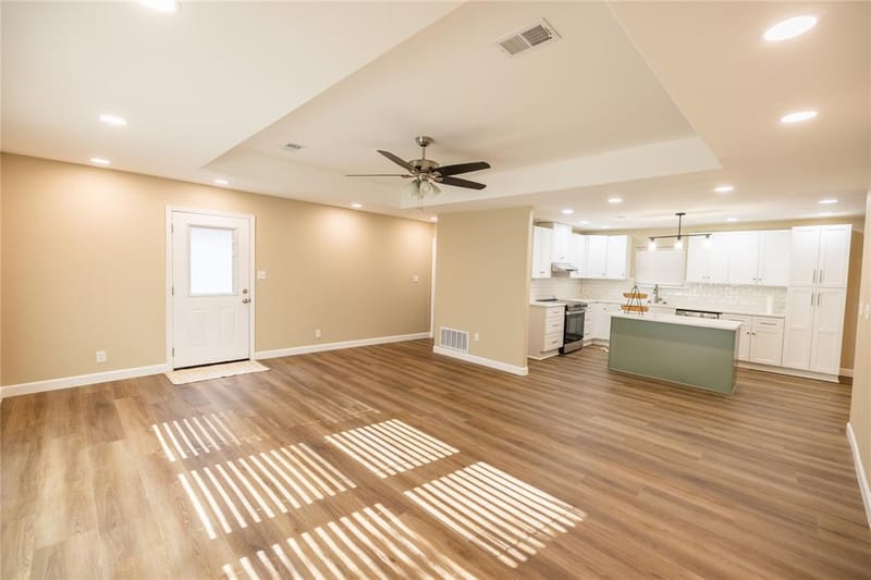742 Henderson Street, Wills Point TX 75169 - Photo 6