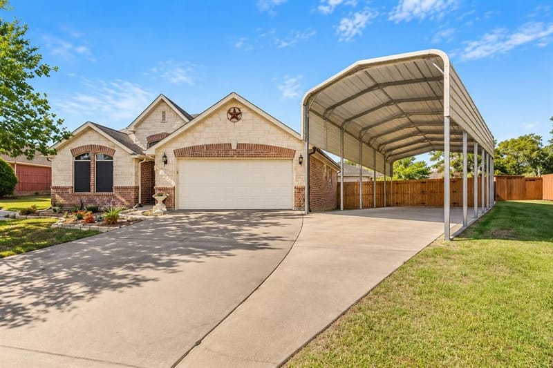 8700 Broken Bow Drive, Greenville TX 75402