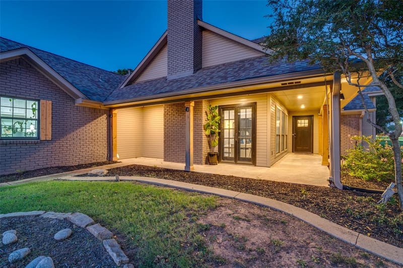 2209 Vicksburg Drive, Sachse TX 75048 - Photo 7