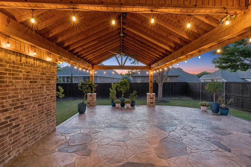 813 Park Place Lane, McKinney TX 75071 - Photo 2
