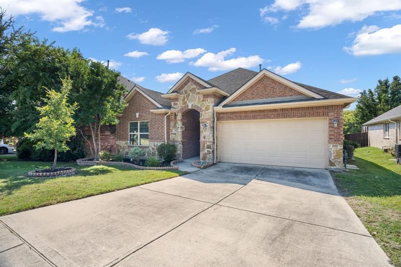 2012 Michelle Creek Drive, Little Elm TX 75068 - Photo 2
