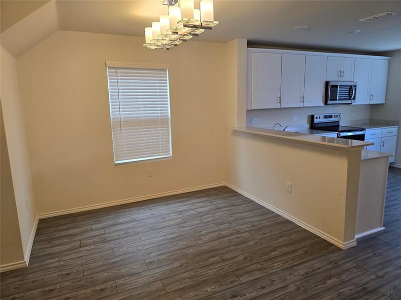 332 Glenwick Lane, Van Alstyne TX 75495 - Photo 5