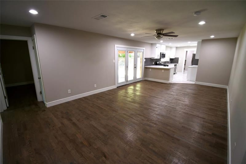 1015 Mitchell Road, Irving TX 75060 - Photo 6