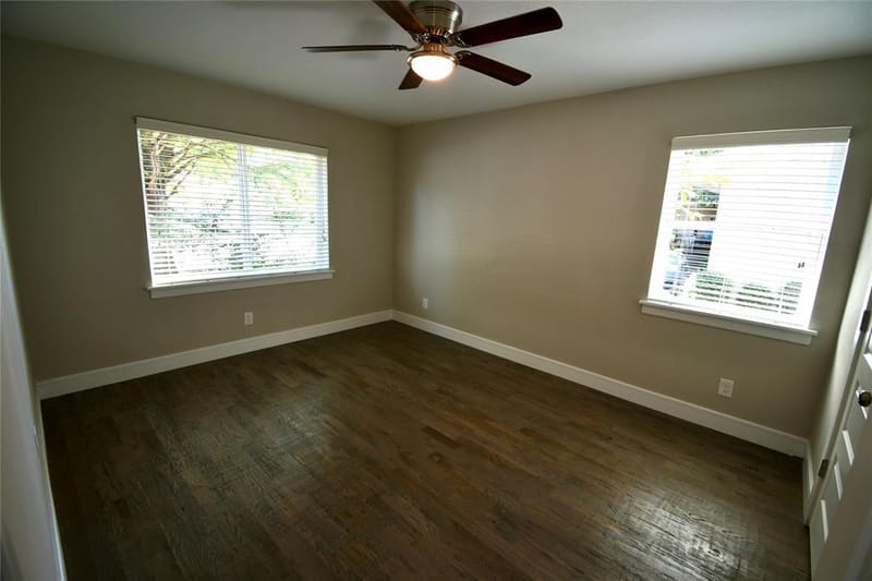 1015 Mitchell Road, Irving TX 75060 - Photo 19
