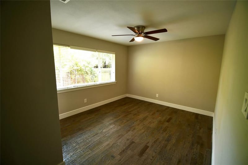 1015 Mitchell Road, Irving TX 75060 - Photo 8
