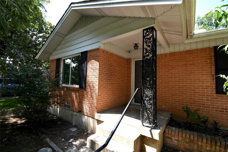 1015 Mitchell Road, Irving TX 75060 - Photo 21