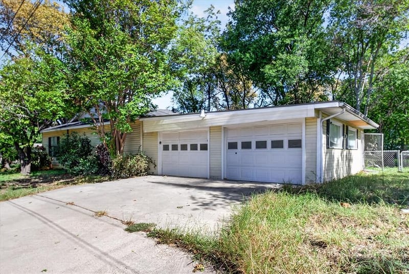 2415 W Collin Street, Corsicana TX 75110 - Photo 26