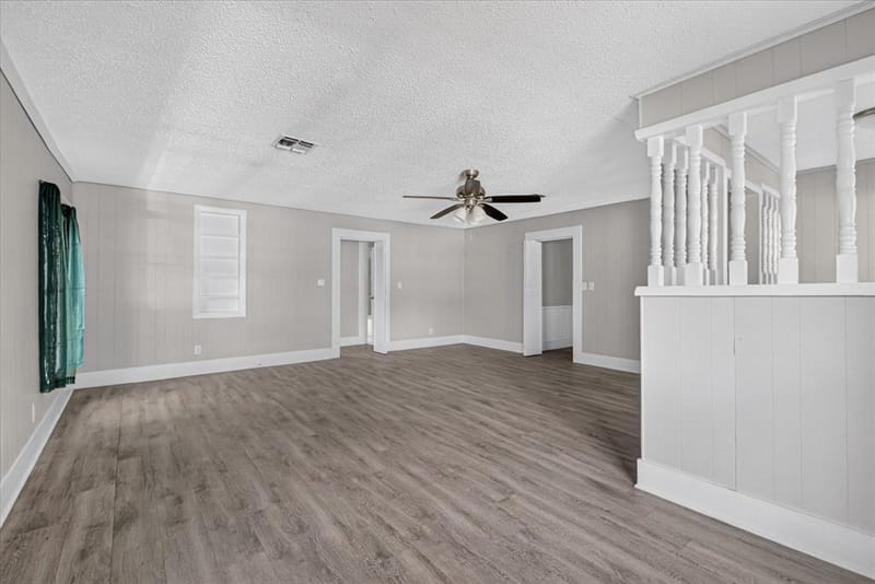 2415 W Collin Street, Corsicana TX 75110 - Photo 7