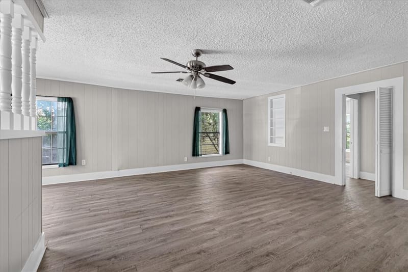 2415 W Collin Street, Corsicana TX 75110 - Photo 4