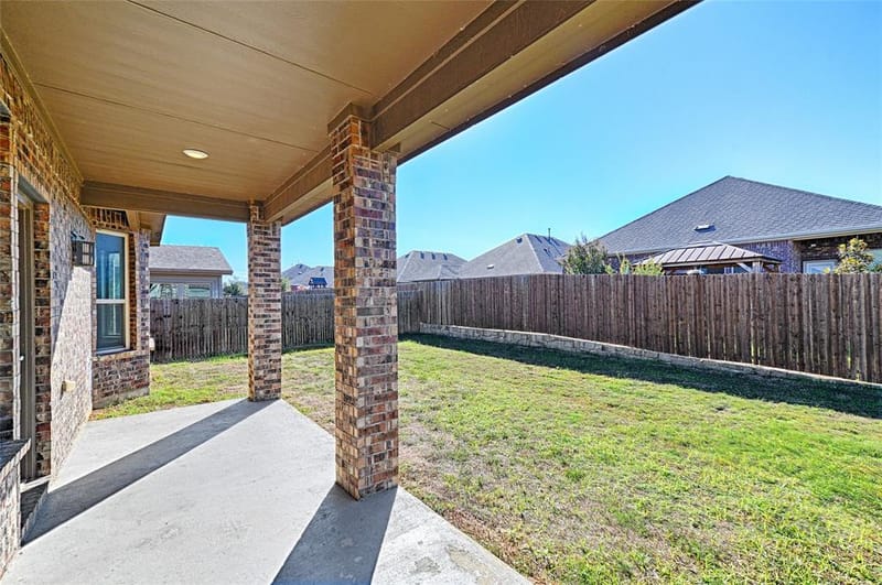 10800 Cobalt Drive, Aubrey TX 76227 - Photo 32
