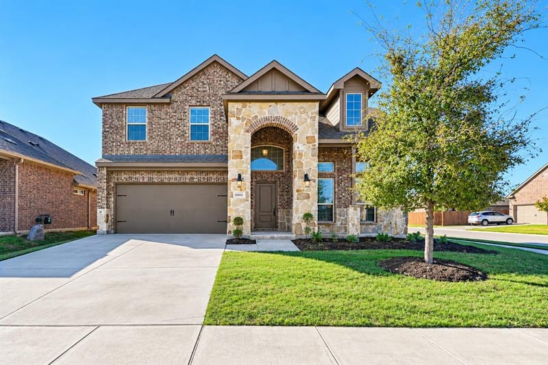 10800 Cobalt Drive, Aubrey TX 76227