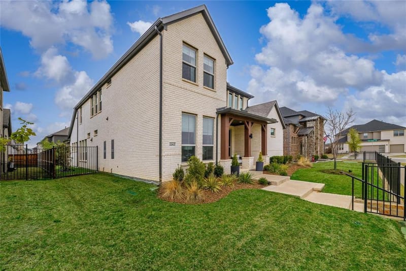 2262 Poppyvine Road, Frisco TX 75033