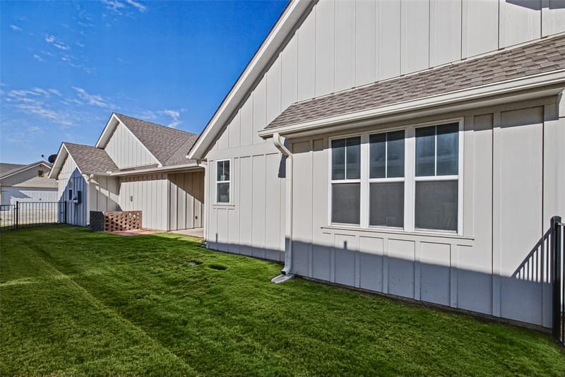 505 Eastpark Lane, Granbury TX 76049 - Photo 38