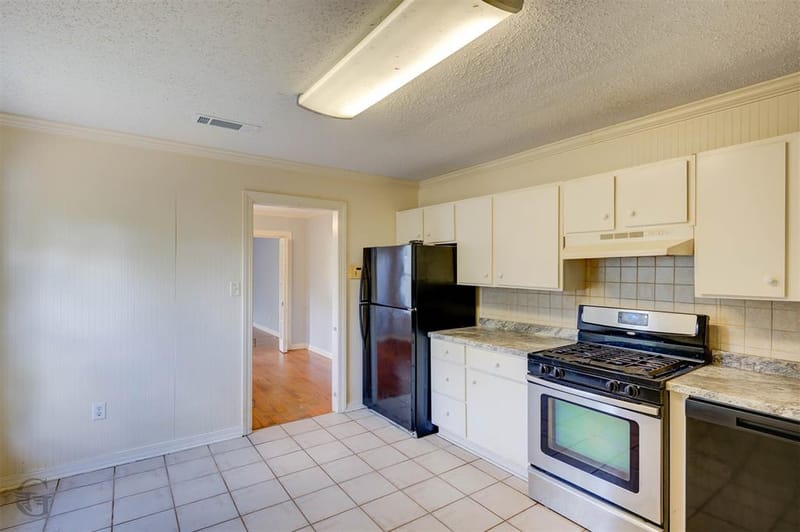 4310 Finley Drive, Shreveport LA 71105 - Photo 6