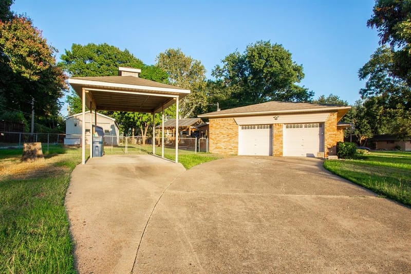 2706 S 5Th Street, Garland TX 75041 - Photo 2