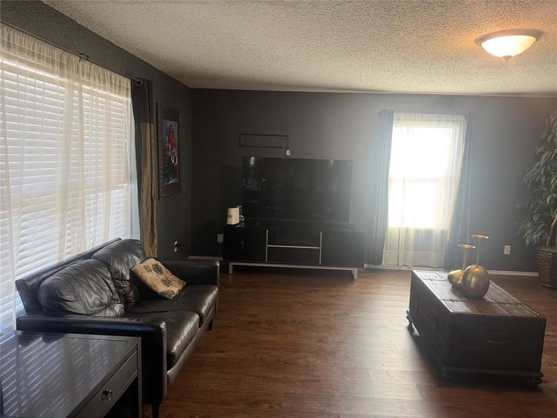 8115 Mossberg Drive, Arlington TX 76002 - Photo 11
