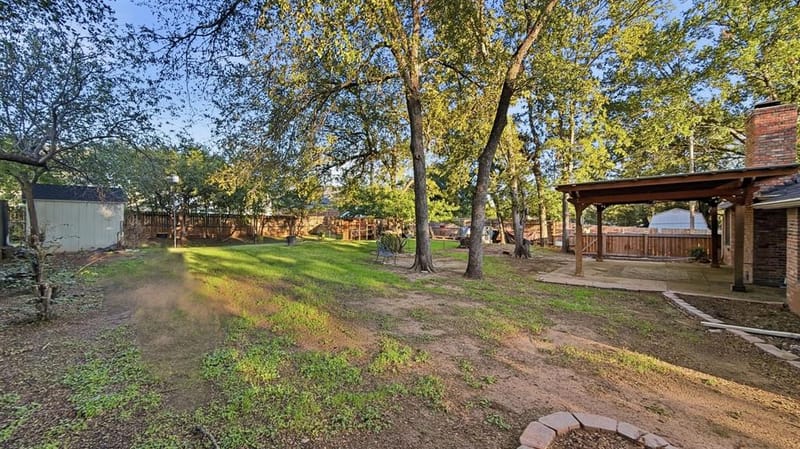 1903 W Spanish Oak Drive, Granbury TX 76048 - Photo 10