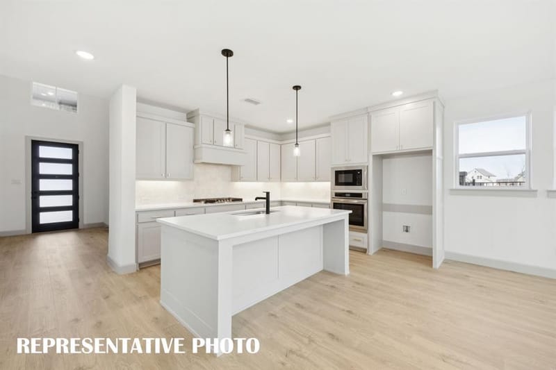 1401 Mistflower Lane, Celina TX 75009 - Photo 4