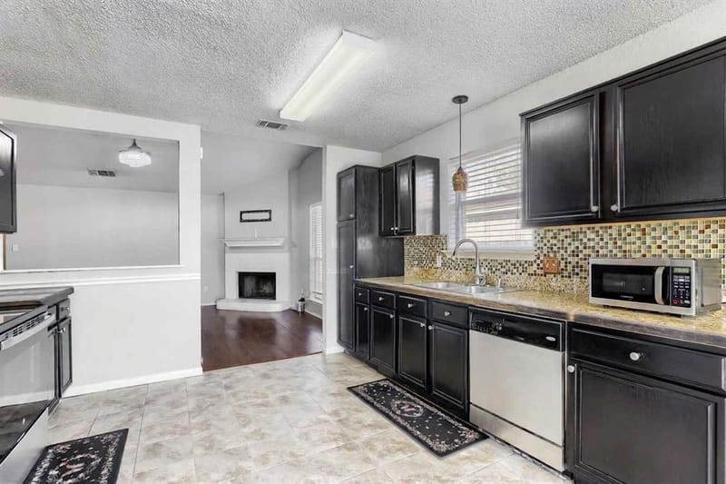 2039 Angelica Way, Dallas TX 75217 - Photo 9