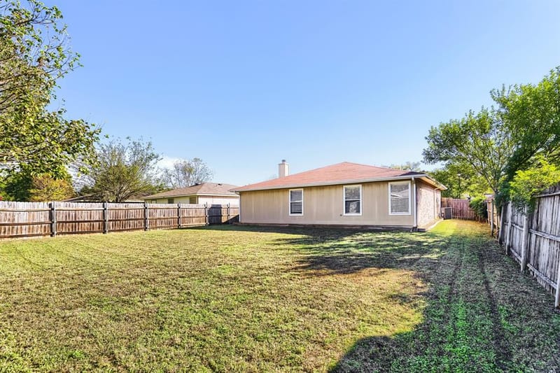 2039 Angelica Way, Dallas TX 75217 - Photo 30