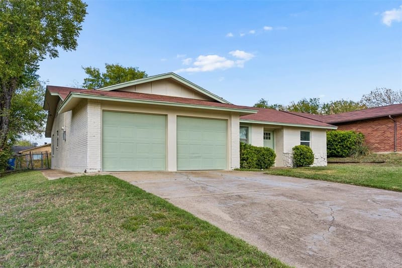 7337 Broken Tree Trail, Dallas TX 75232 - Photo 5